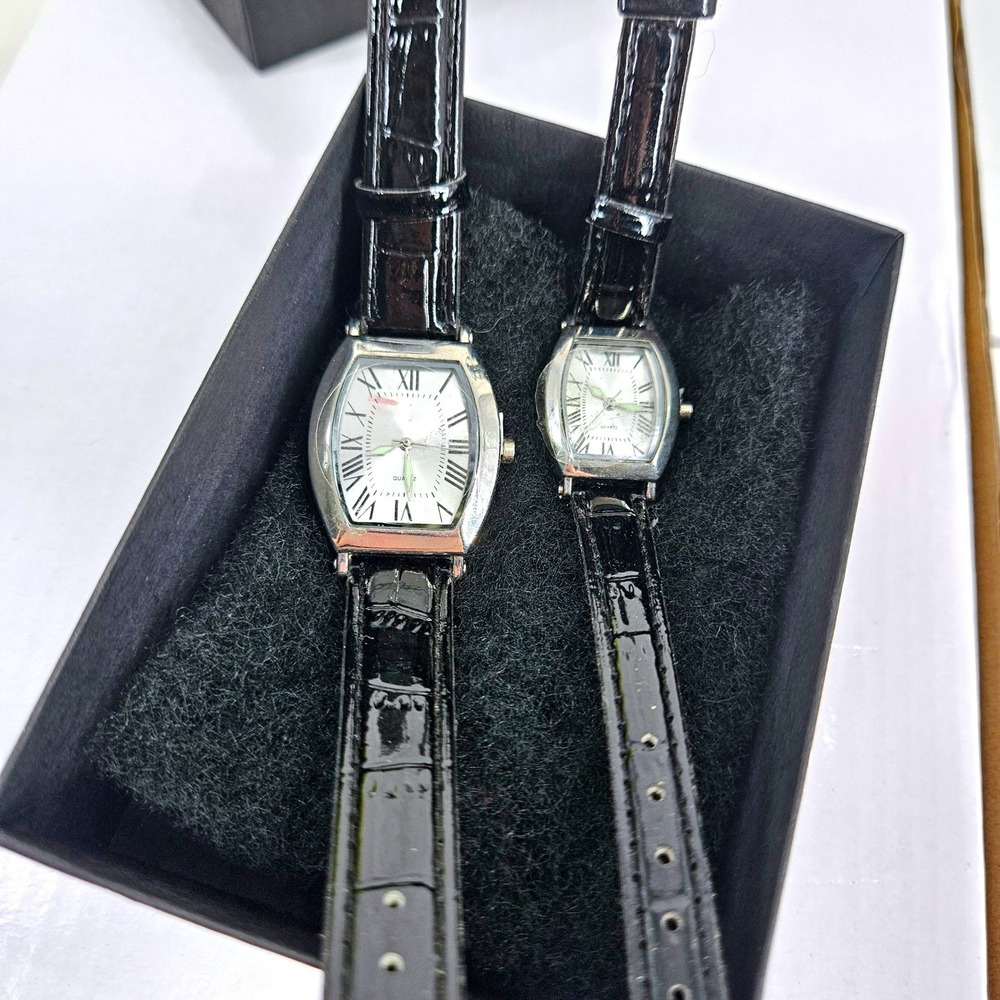 NOS His and Hers Matching Quartz Watch Set Silver Tone Black Faux Leather Straps
